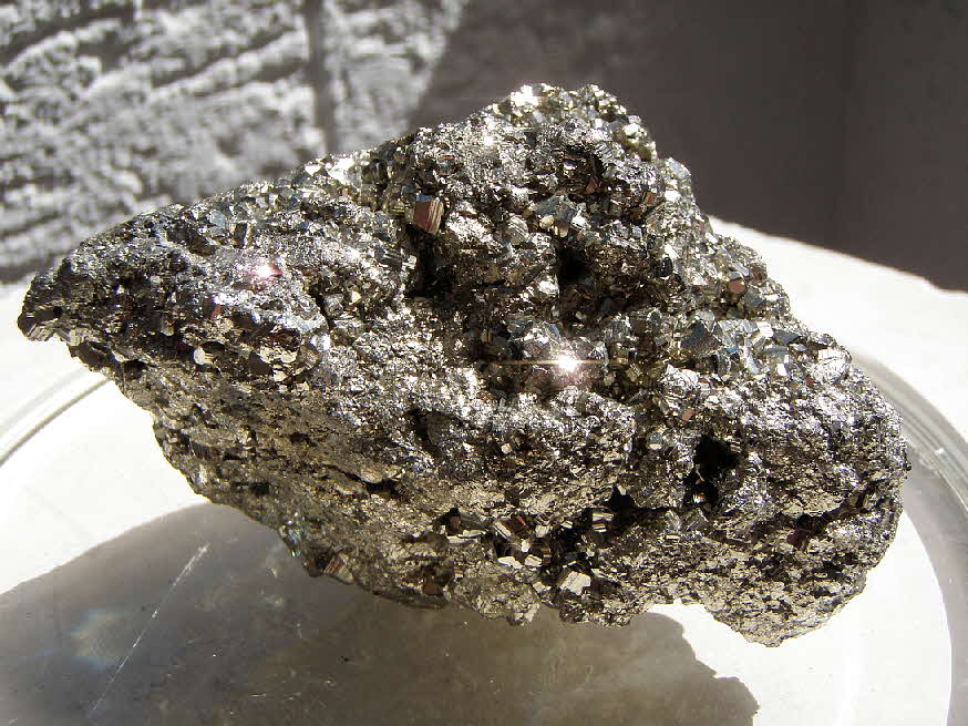 Pyrit 10 x 7 x 6 cm - 650 g - 59 € mtl./K 450 €